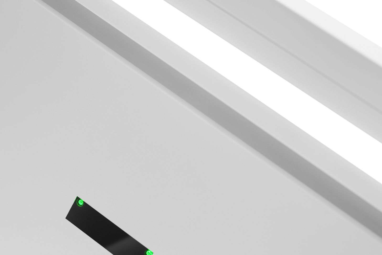 Magnetic Island White Matt Gesture Control